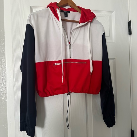 Forever 21 Crop Hoodie front zip and draw string in the bottom - Picture 2 of 4